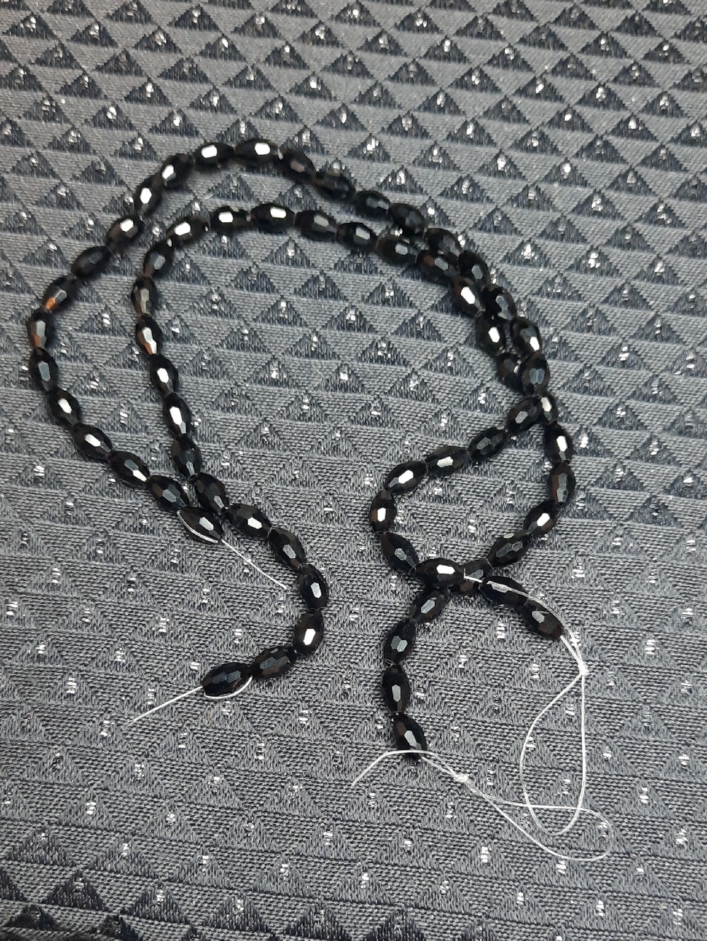 Faceted Black Glass Oval Beads – 4x6mm (2-8Inch Strands) #8